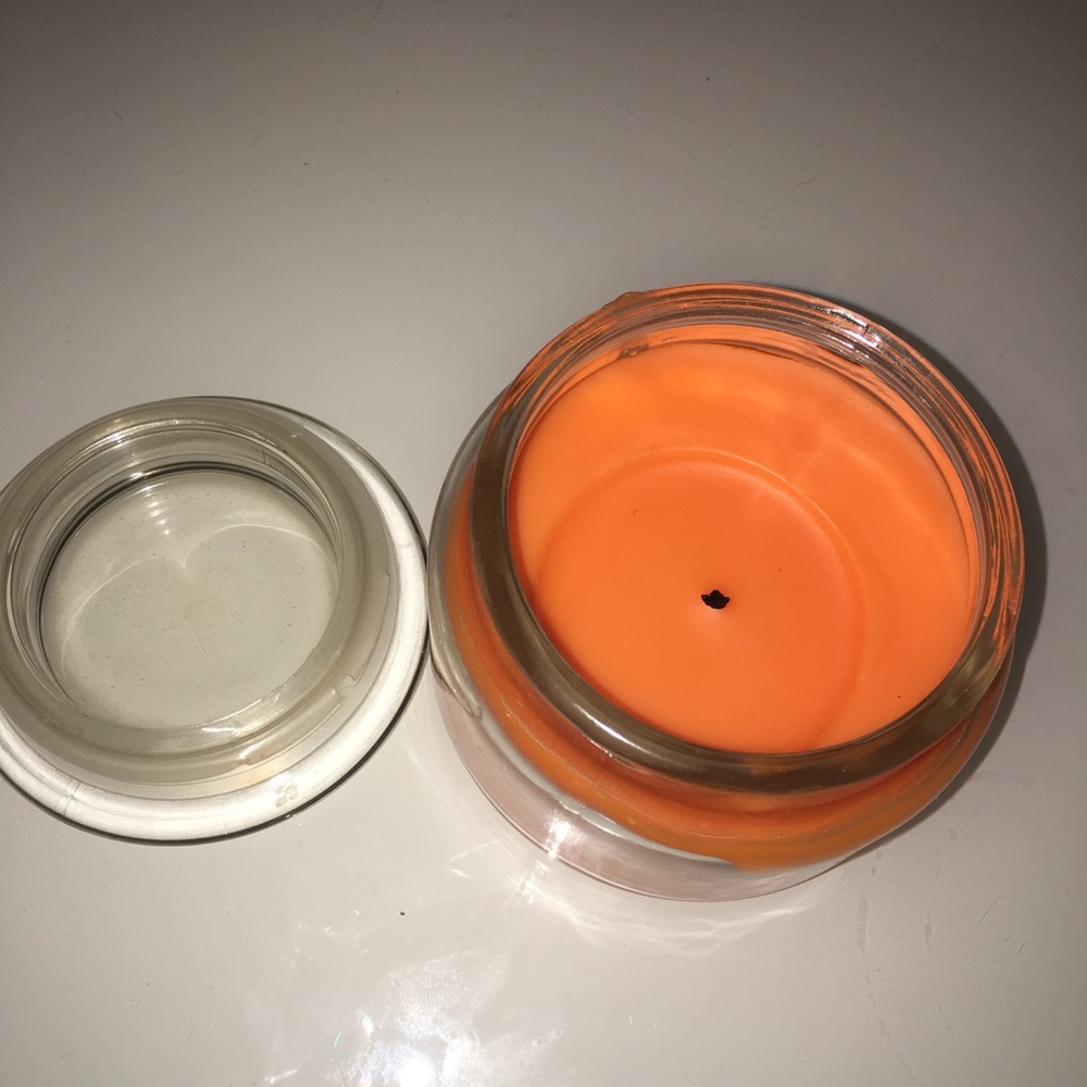 sweet fall scented candle!
